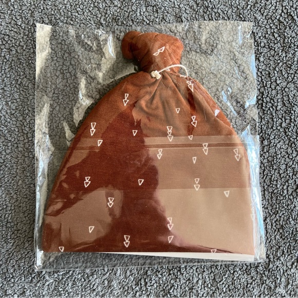 New Lou Lou and company top knot hat orange - Picture 2 of 2